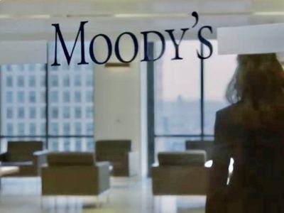 Presión sobre ingresos limitará la liquidez de gobiernos locales este año: Moody’s