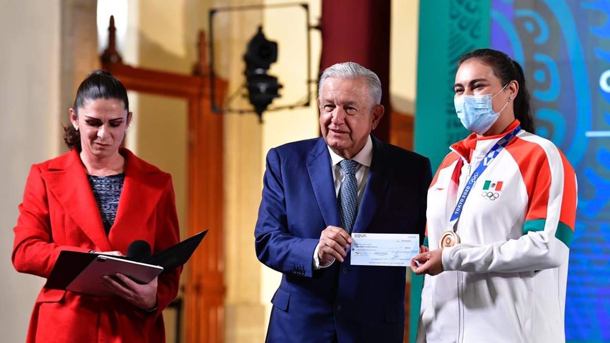 La titular de la Conade, Ana Gabriela Guevara estuvo presente en la ceremonia