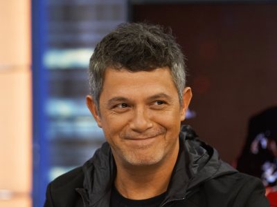 El amor más puro: Alejandro Sanz disfruta de sus vacaciones junto a su más grande fan, Rachel Valdés