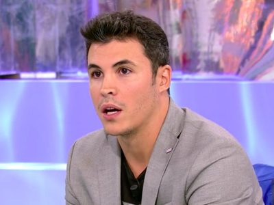 Kiko Jiménez ya agarró la onda de “Sálvame”: amenazó a uno de los colaboradores en plena programación