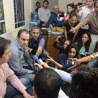 "No me voy a bajar del barco", advierte Cuauhtémoc Blanco tras acusar boicot