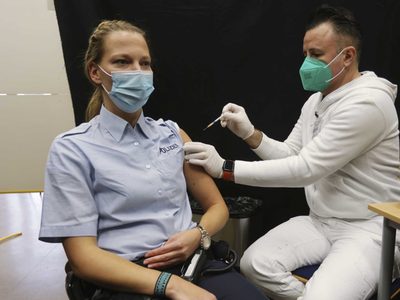 Alemania también tendrá vacunación obligatoria y drásticas restricciones a quienes no lo hagan