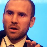 Presupuesto: Guzmán se reunió con su equipo para definir el futuro de la economía nacional