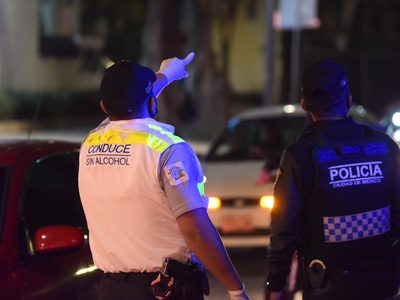 Agentes de la PBI ebrios agreden a policías de la CDMX en alcoholímetro