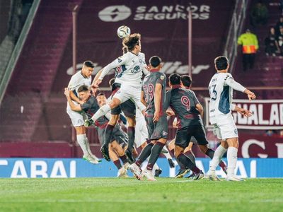 La Lepra no pudo con Lanús y perdió después de 3 partidos