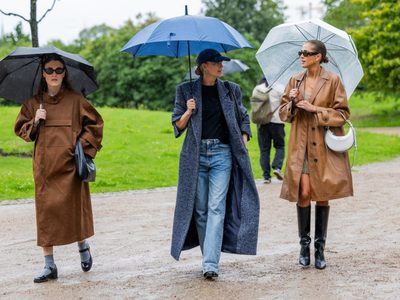 La moda funcional desplaza al paraguas: tu nuevo aliado para la temporadas de lluvia va con cualquier estilo