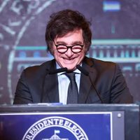 Milei anuncia oleada de privatizaciones y viaje "espiritual" a EU e Israel