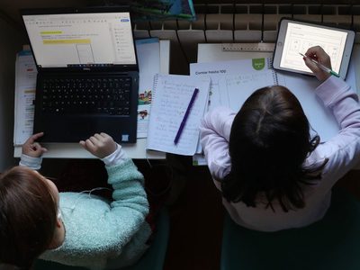 Habló Trotta: paritarias docentes, retorno de las clases presenciales y sistemas de evaluación