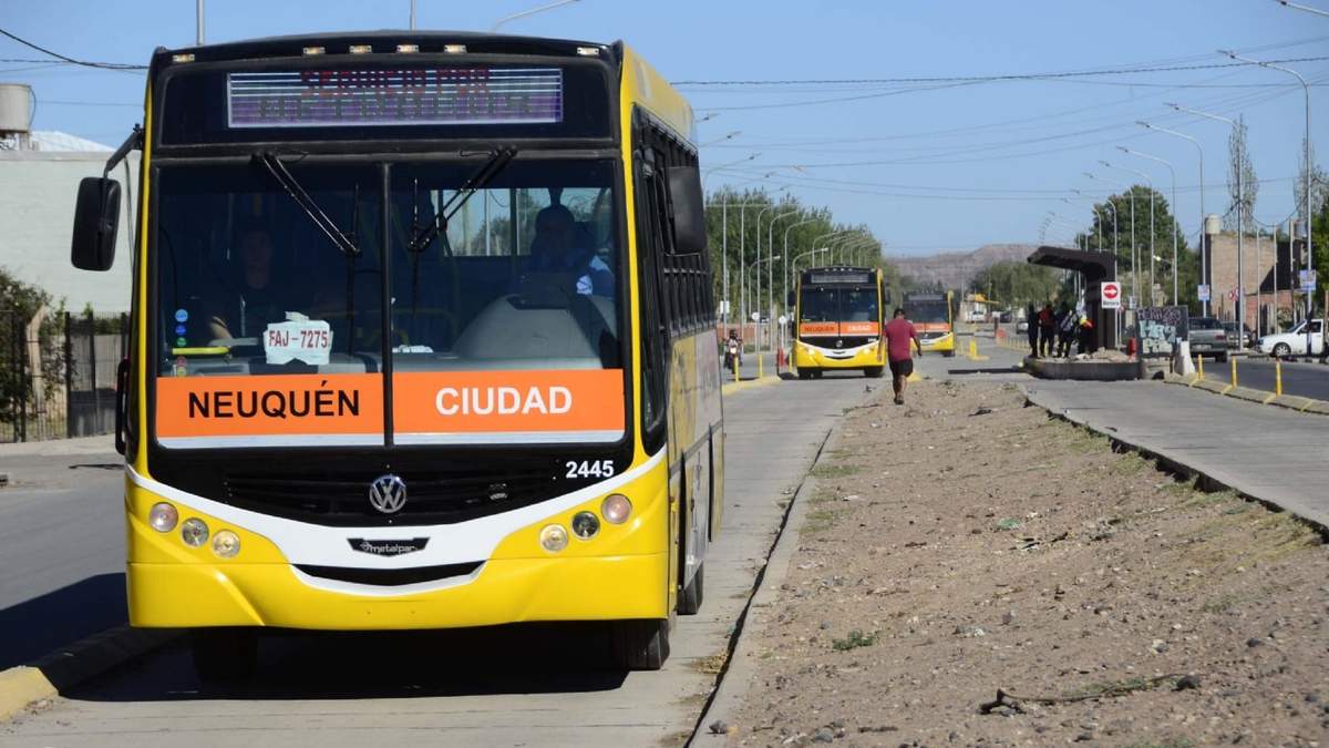 Autobuses Neuquén obtuvo una prórroga en el servicio de colectivos. Fuente: (Twitter)