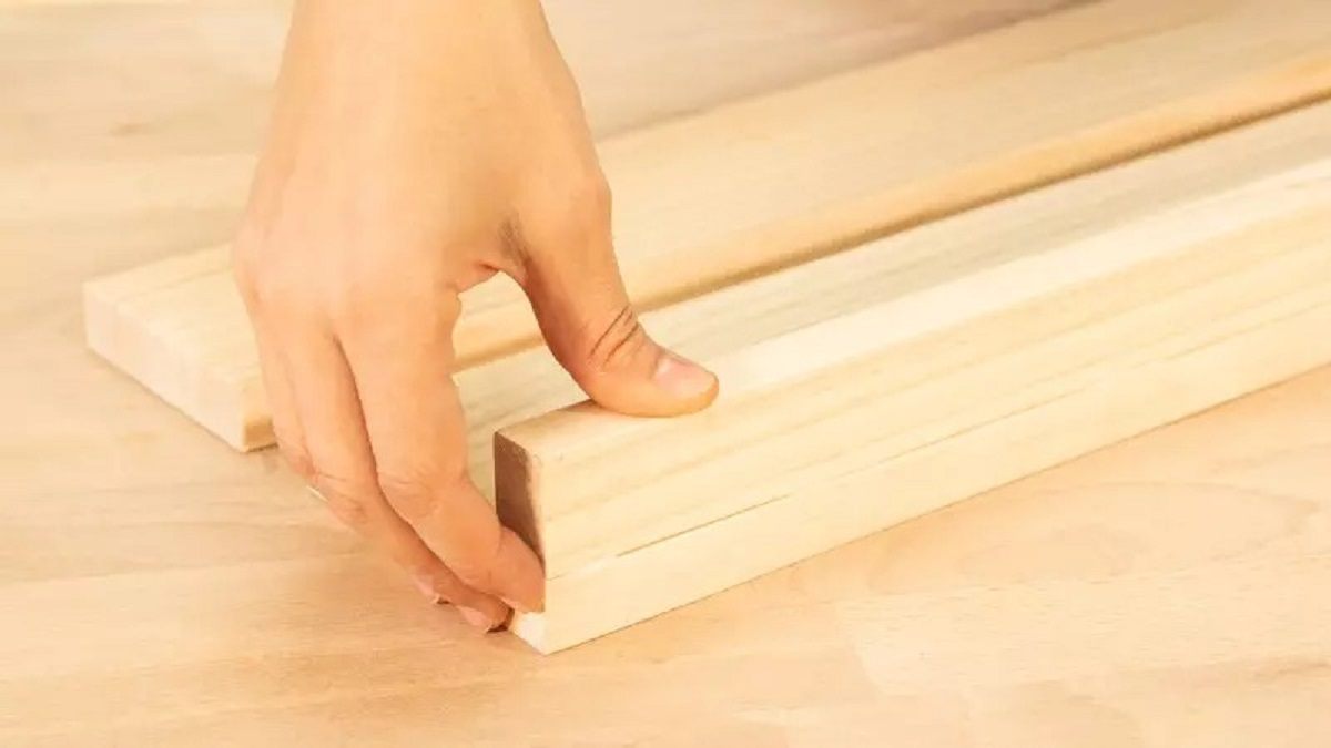 Pedazo de madera. Fuente: (Handfie)