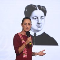Sheinbaum justifica viaje de Edna Vega y Clara Brugada a Azerbaiyán