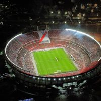 Insólito: analizan cambiar la sede de la final de la Copa Libertadores si no llega River