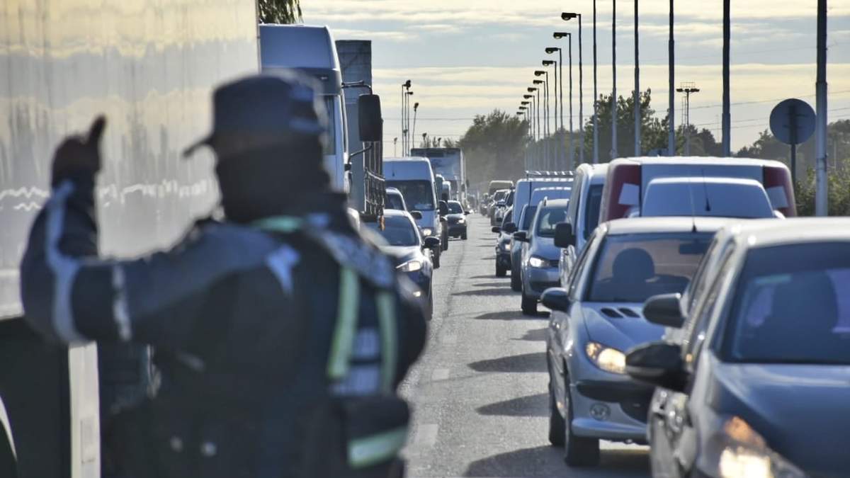 Ingreso a Neuquén desde Cipolletti. Fuente: (Twitter)