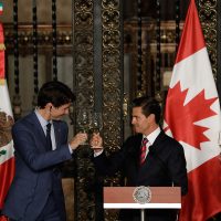 'Se trata de modernizar el TLCAN, no de darle fin”, coinciden Trudeau y Peña
