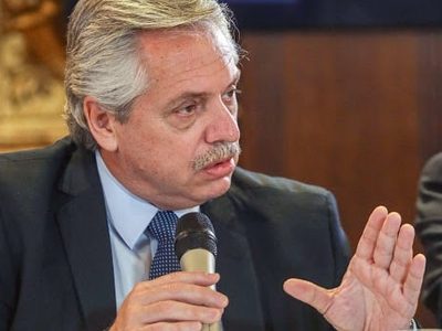 El Gobierno amenaza a los empresarios con "blindar" el empleo durante la cuarentena