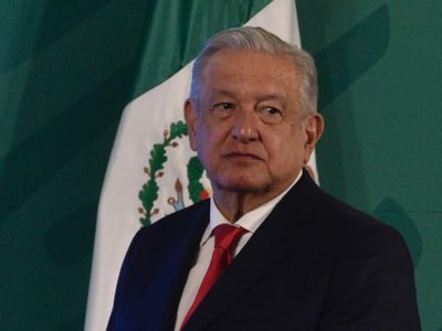 "Está garantizado el derecho a disentir", dice AMLO a adversarios