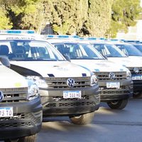 Se adquirirán 35 camionetas doble cabina para la Policía