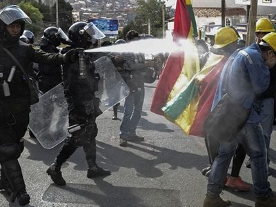 Bolivia mostró fotos del armamento que habría enviado Argentina en 2019 y ratificó su denuncia