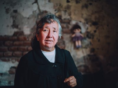 “No me quiero ir, todavía puedo ser útil”, suplica Lupita, víctima del cártel inmobiliario (Video)