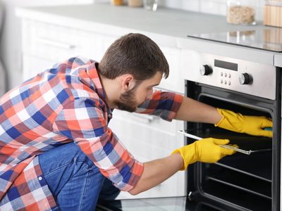 Sin químicos, barato y fácil: la forma más efectiva de limpiar tu horno