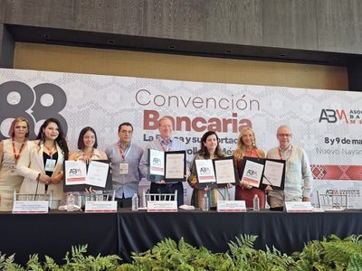 Sin el Fobaproa, la crisis de 1994 hubiera sido peor; banqueros insisten en seguir pagándolo