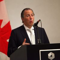 Por primera vez desde 2008 no se pedirá prestado para pagar intereses de la deuda: Meade