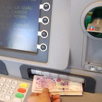 Aguinaldo: este viernes cobran los estatales neuquinos