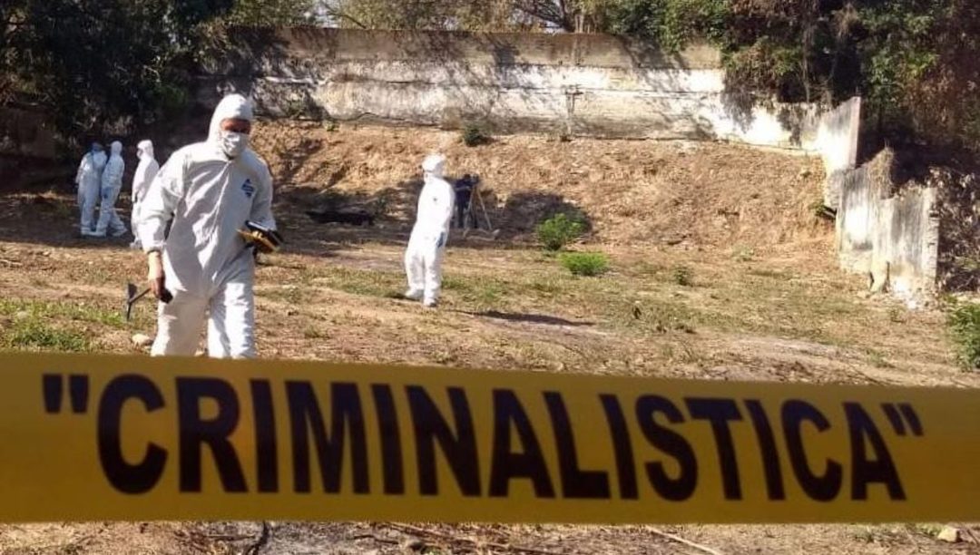 foto-2-crisis-forense-de-fosa-en-fosa