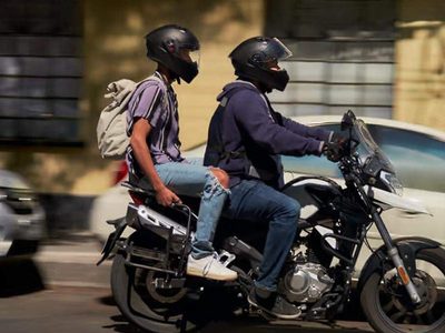 Gobierno de Puebla demanda a Uber por ofrecer traslado de personas en motocicleta