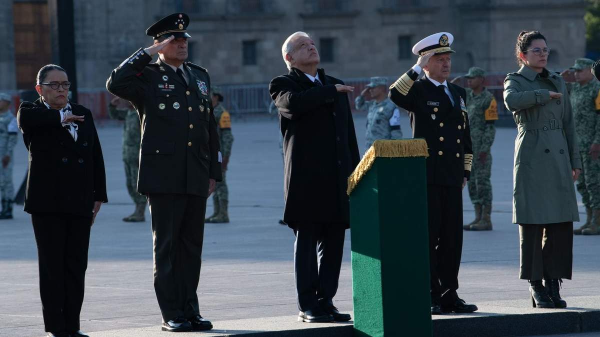 El presidente durante el homenaje a las víctimas