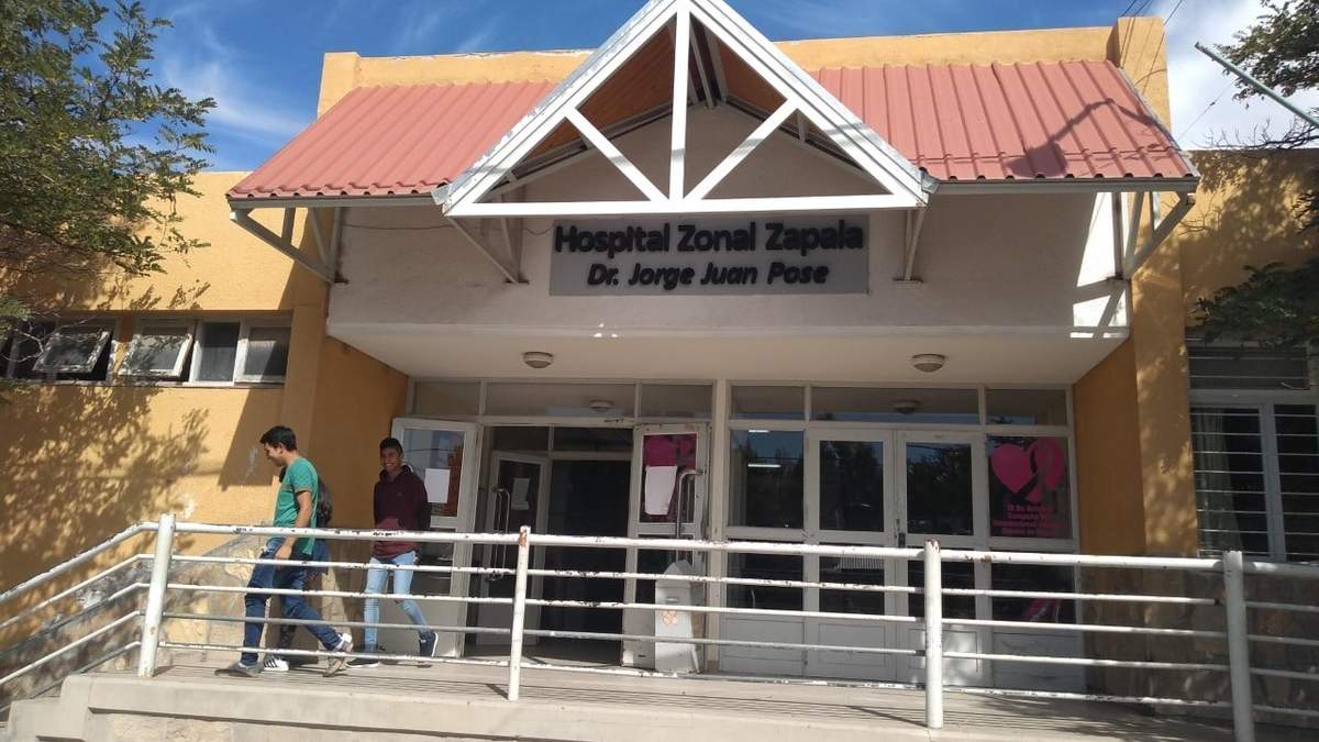 Ingreso principal Hospital "Dr. Jorge Pose" en Zapala.