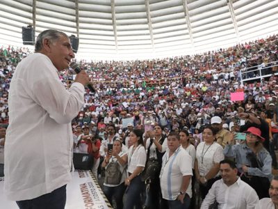 “El que me presume es él (AMLO), yo sólo me dejo querer”: Adán Augusto López