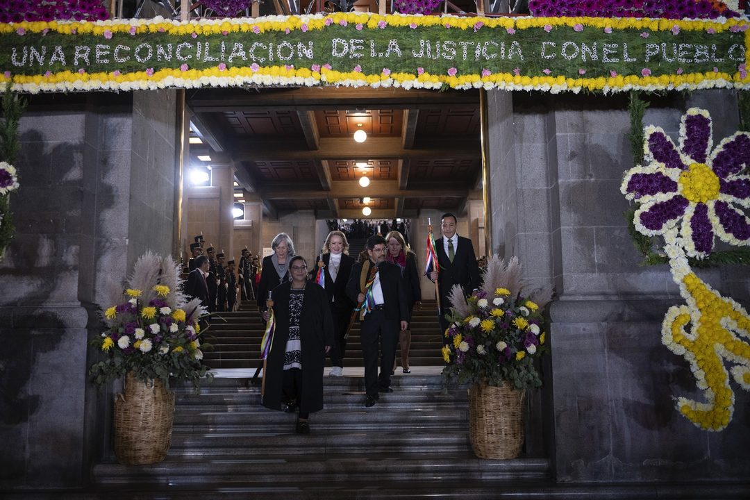 1 de septiembre. Los nuevos ministros de la SCJN realizaron la apertura simbólica de las puertas de la sede del Poder Judicial. Foto Miguel Dimayuga Meneses.