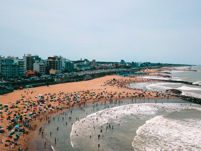 Una pareja denunció a un balneario de Mar del Plata por discriminación