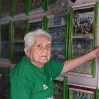 Ángel Contreras tiene 100 años y su gran regalo sería ver al León campeón