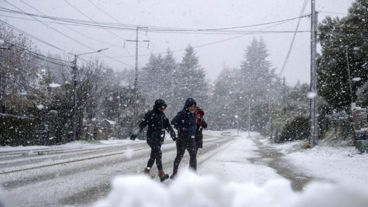 El clima anuncia lluvias y nevadas en lagos y cordillera. Fuente: (Facebook)