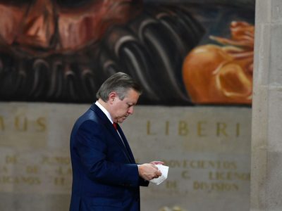 Alicia, Humpty Dumpty y el ministro Zaldívar