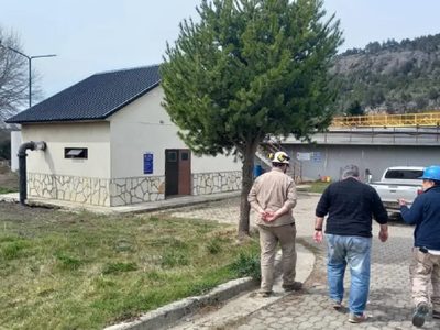 El Defensor del Pueblo recomendó mejoras en el tratamiento de barros cloacales