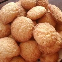 Galletitas de naranja y coco sin gluten: con pocos ingredientes y listas en pocos minutos para acompañar con el mate