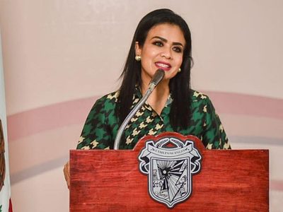 Morena expulsa de sus filas a Norma Otilia Hernández por reunirse con líder de organización criminal