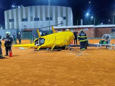 Cayó un helicóptero en las canchas de tenis del ex circuito KDT de Palermo