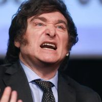 Plan "motosierra" 2026: Milei prepara otro 10 % de despidos en el Estado