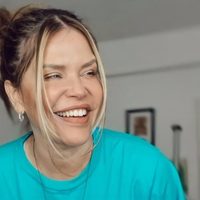 "No es el caso": Nazarena Vélez se sinceró sobre los rumores de casamiento con Santiago Caamaño