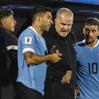 Tras su retiro de la Selección Uruguaya: Luis Suárez destrozó a Marcelo Bielsa
