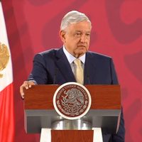 Uso de gas lacrimógeno contra migrantes fue "caso aislado", afirma López Obrador