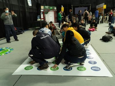 Estudiantes de diez escuelas técnicas de la región conocieron más sobre la industria energética