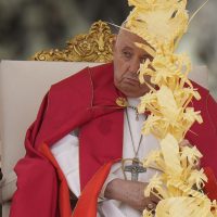Papa Francisco decidió no leer su homilía durante la misa del Domingo de Ramos