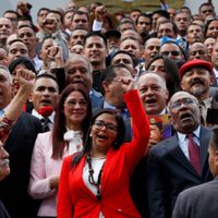 Tribunal de Venezuela exige que Delcy Rodríguez asuma la presidencia ante "ausencia forzosa" de Madu