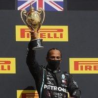 Imbatible: Hamilton ganó en tres ruedas el GP de Gran Bretaña