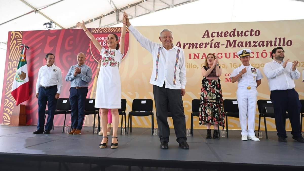 Claudia Sheinbaum y Andrés Manuel López Obrador en Colima